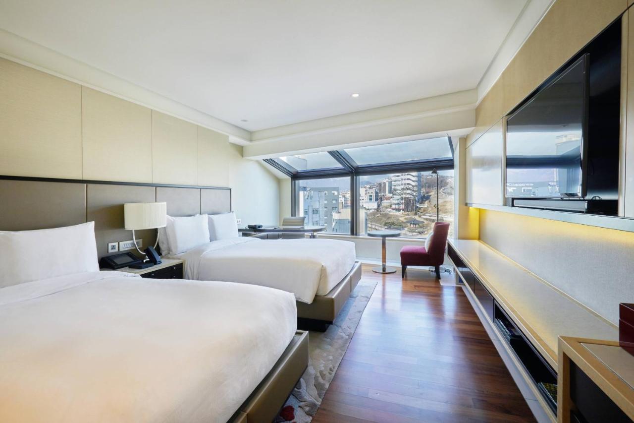 เจดับบลิว แมริออท ดงแดมุน สแควร์ โซล Hotel ภายนอก รูปภาพ