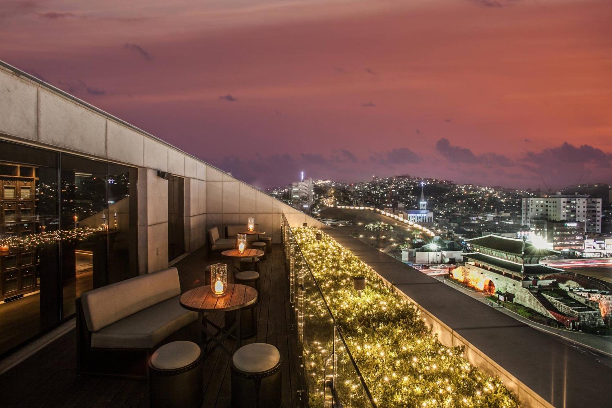 เจดับบลิว แมริออท ดงแดมุน สแควร์ โซล Hotel ภายนอก รูปภาพ